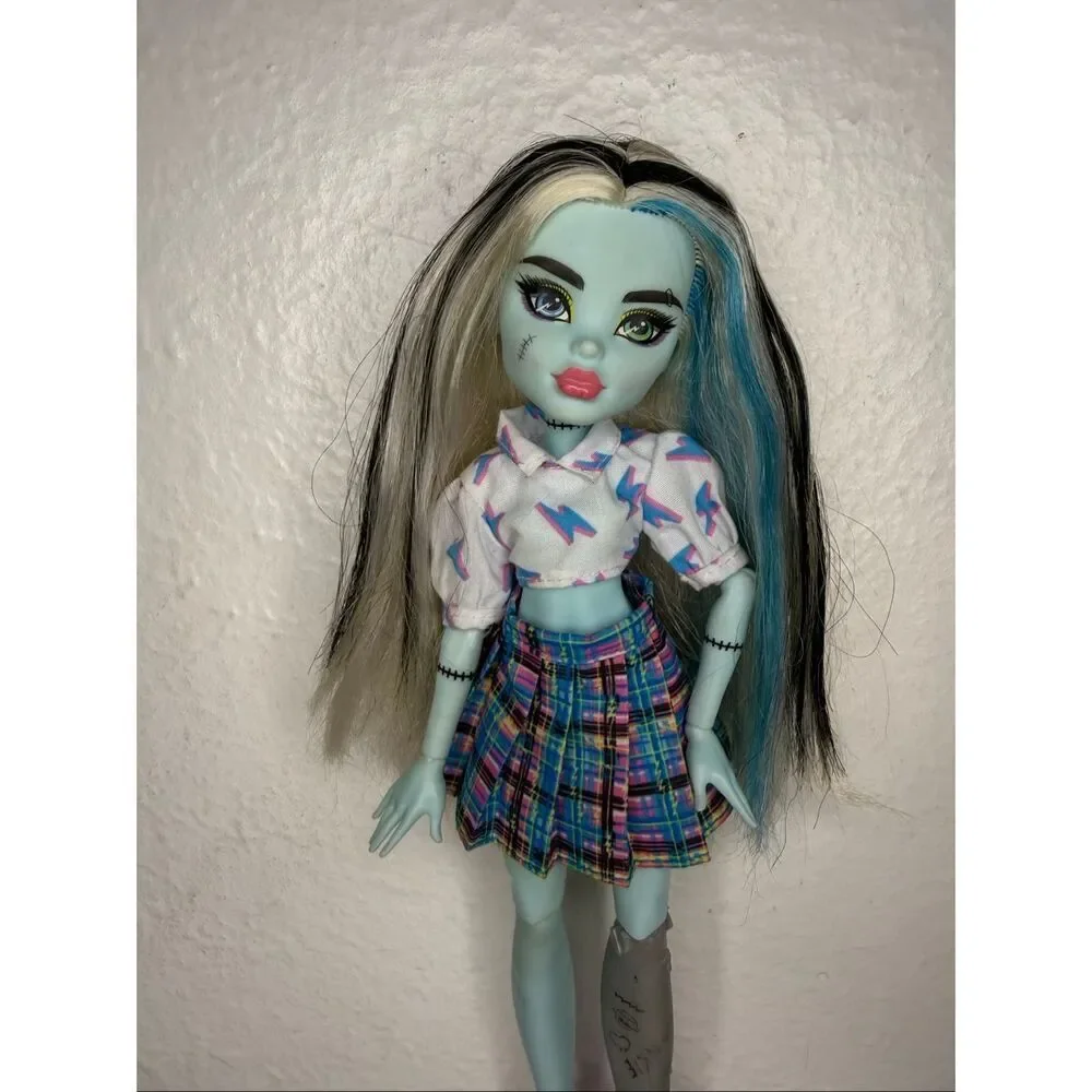 Monster High Frankie Stein Fashion Doll‎ Clothing & Shoes